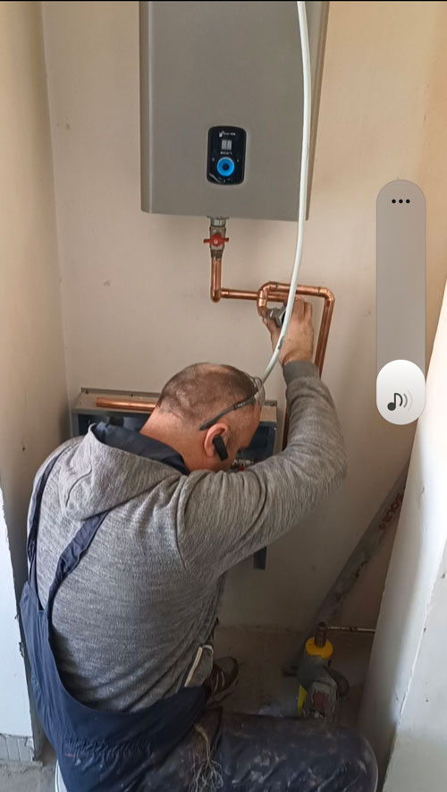 Rekonstrukcija stana u Makenzijevoj - novo grejanje i instalacije