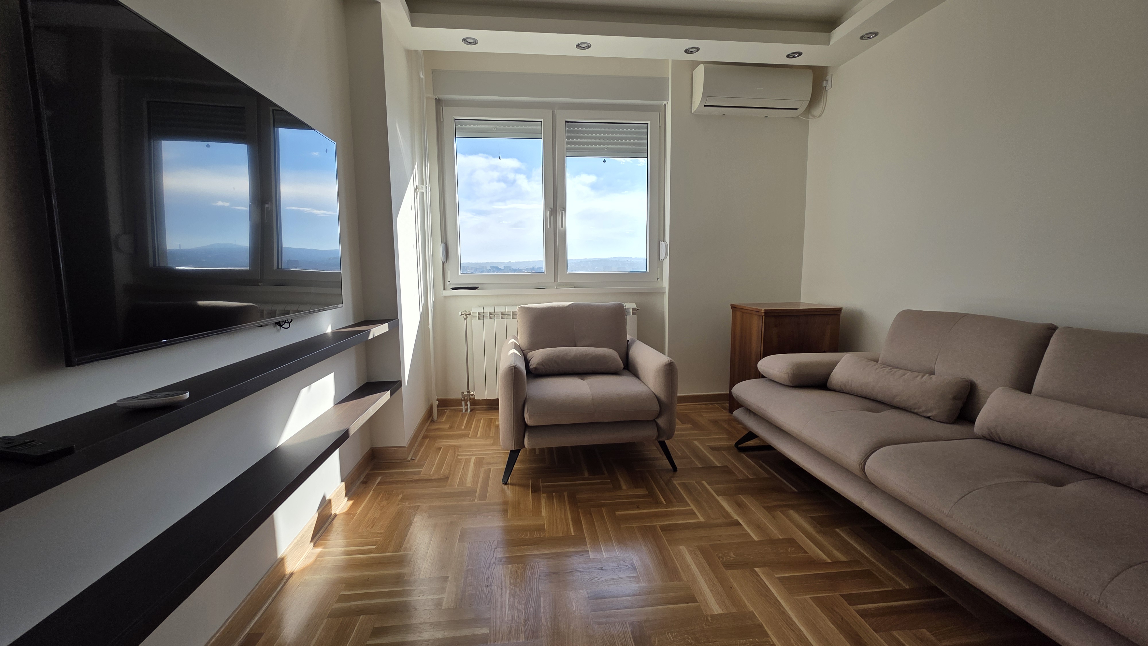 Apartment renovation and remodeling - Makenzijeva - Etherba