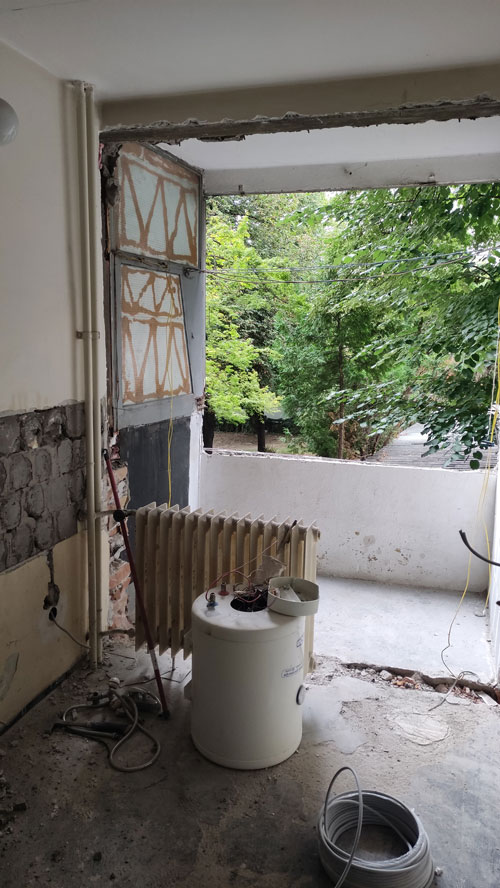 Rekonstrukcija stana u Požeškoj - nova spavaća soba i grejne instalacije